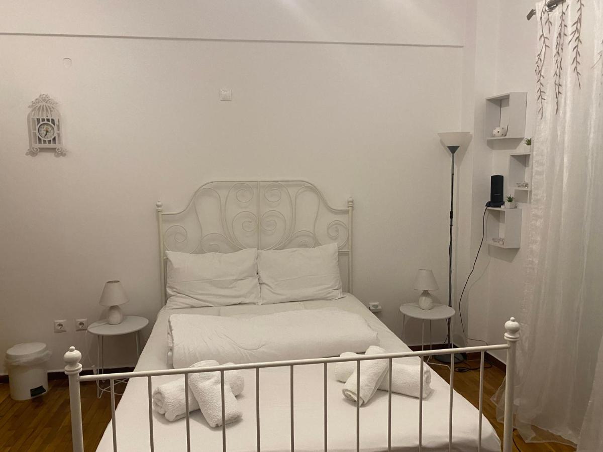 Modern, Ideally Located Studio Apartment Athen Eksteriør billede